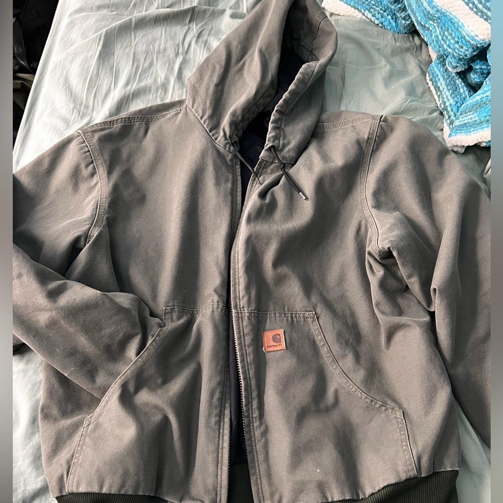 Carhartt duck insulated jacket